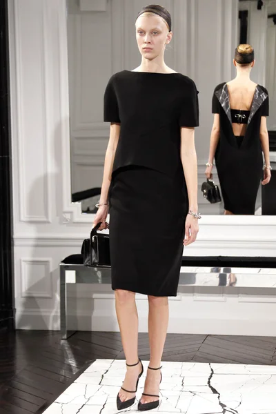 Look 19
